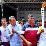 Osmar Filho participa da recepção da Tocha Olímpica em São Luís